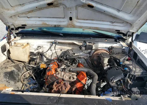 1999 GMC Sierra C2500 z USA, uszkodzony, nr VIN 1GTGC24R9XR703970